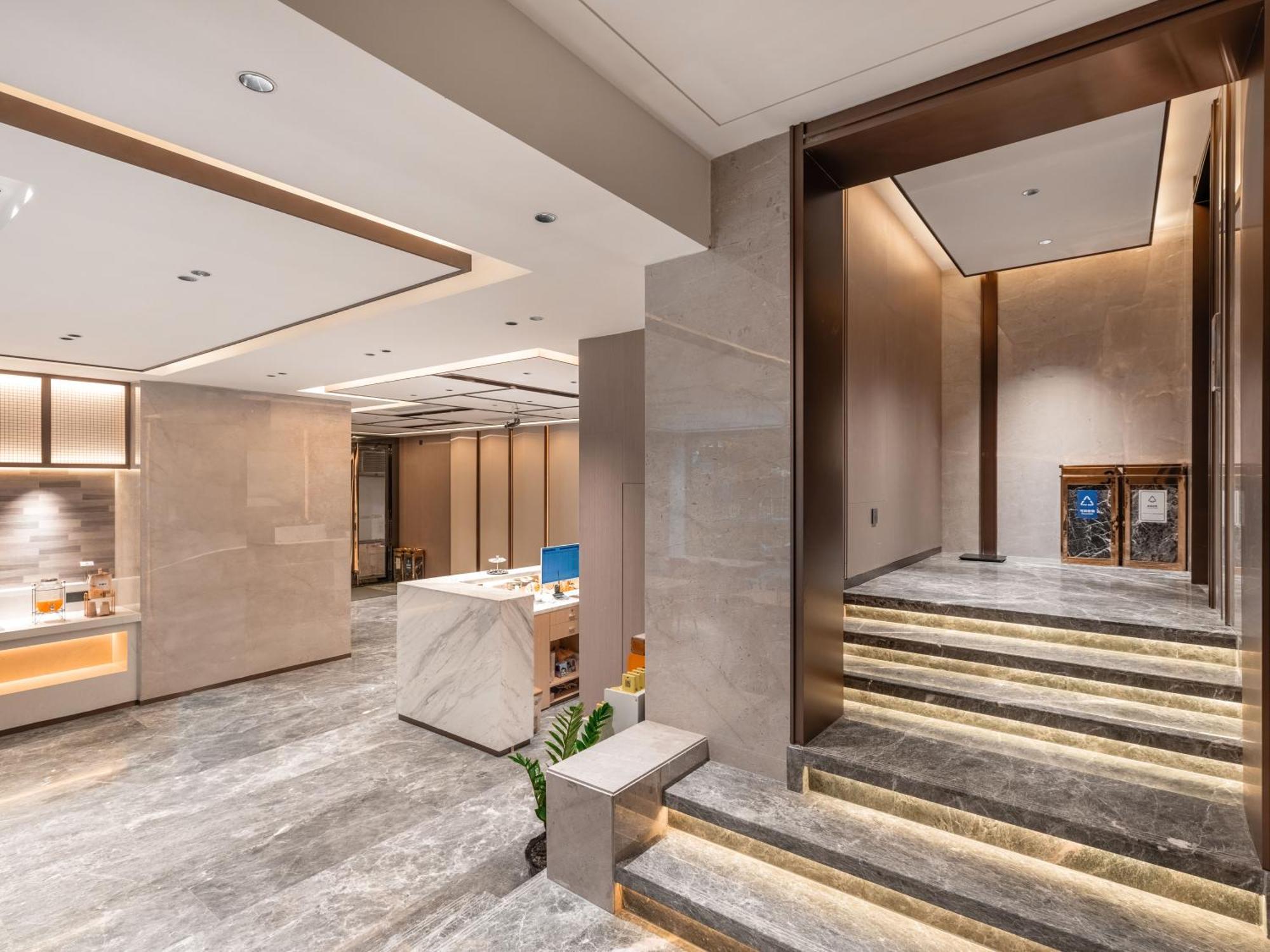 Lavande International Hotel Guangzhou Us Consulate General Guangzhou Grandview Plaza Branch - Free Shuttle Bus To Canton Fair Complex During Canton Fair Period & Free Vpn Internet Access Exterior photo