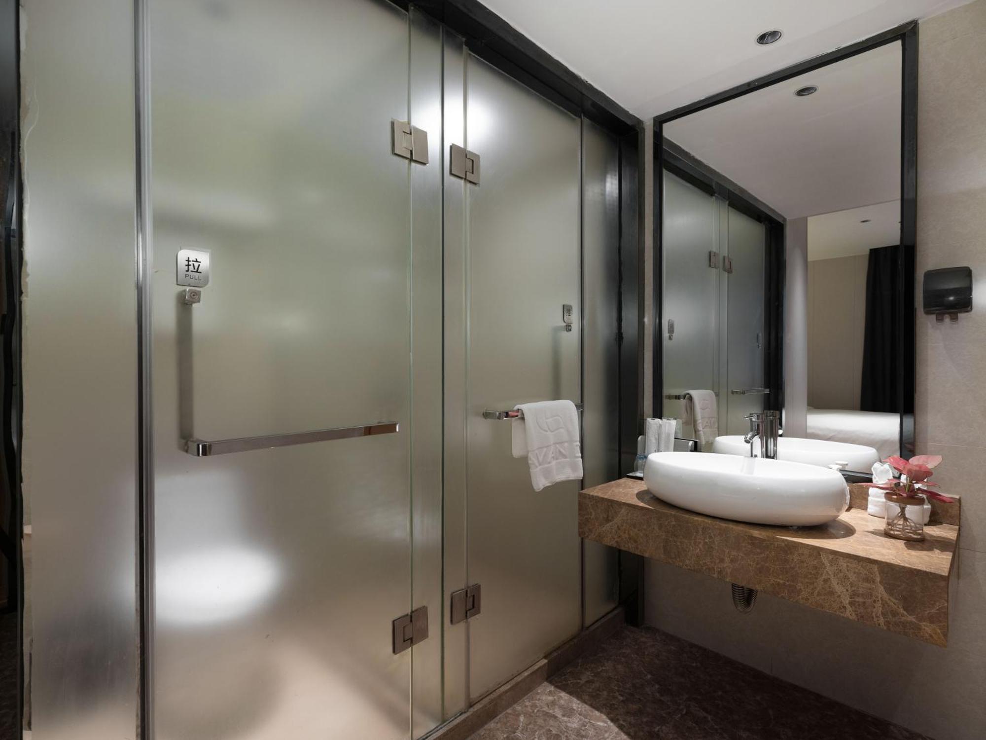 Lavande International Hotel Guangzhou Us Consulate General Guangzhou Grandview Plaza Branch - Free Shuttle Bus To Canton Fair Complex During Canton Fair Period & Free Vpn Internet Access Exterior photo